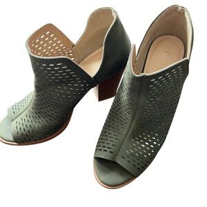 Restricted Wink Wink Laser-Cut Block Heel Bootie Olive Green Women’s 9